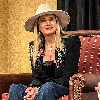 Mira Sorvino